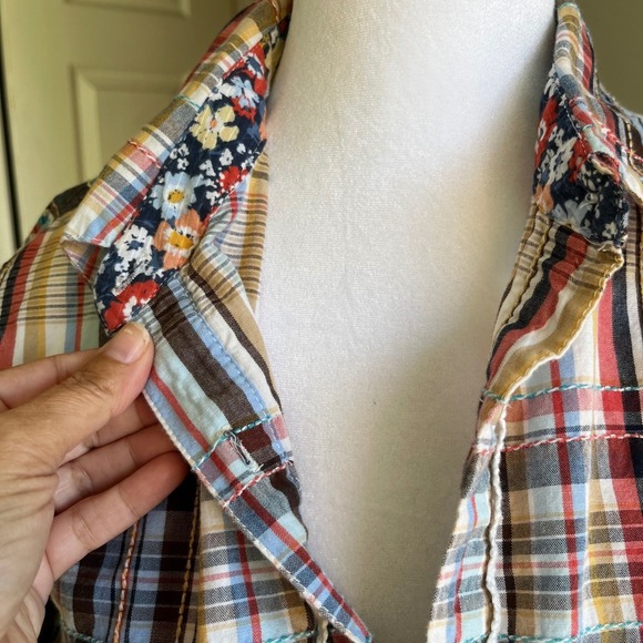 Alfred Dunner Colorful Plaid Button-Up Embroidered Trim Detail Floral Collar - Picture 3 of 8